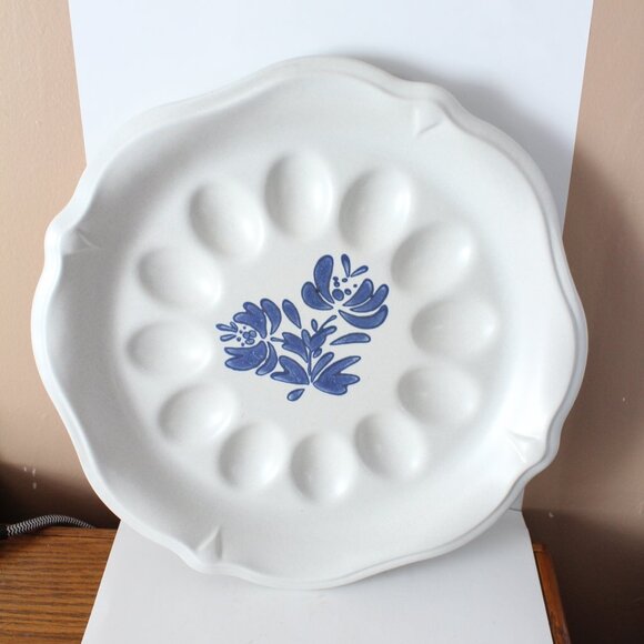 Pfaltzgraff YORKTOWNE Deviled Egg Plate 12" - Picture 1 of 3